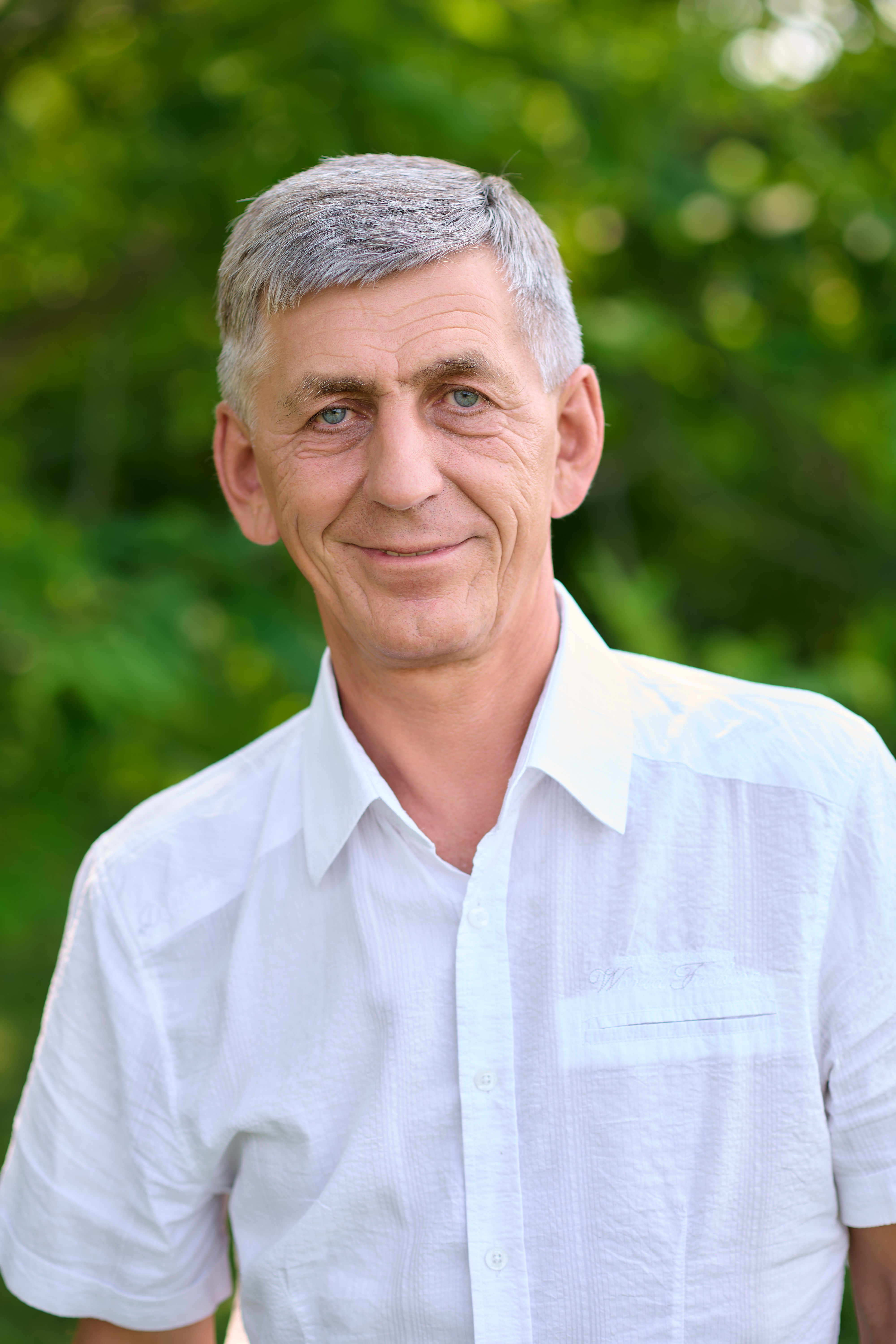 Иванюшко Вячеслав Николаевич.